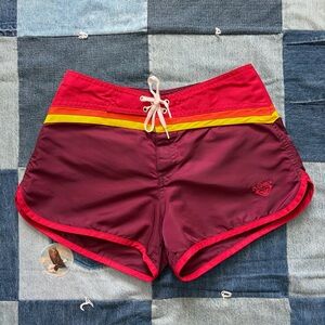 ROXY VTG 90s Board Shorts retro USA maroon red orange yellow 70s-inspired stripe